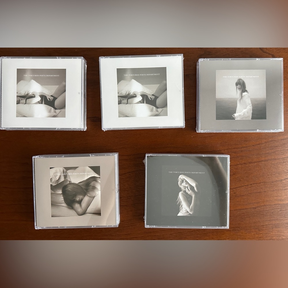 Taylor’s Swift TTPD Limited Edition cds